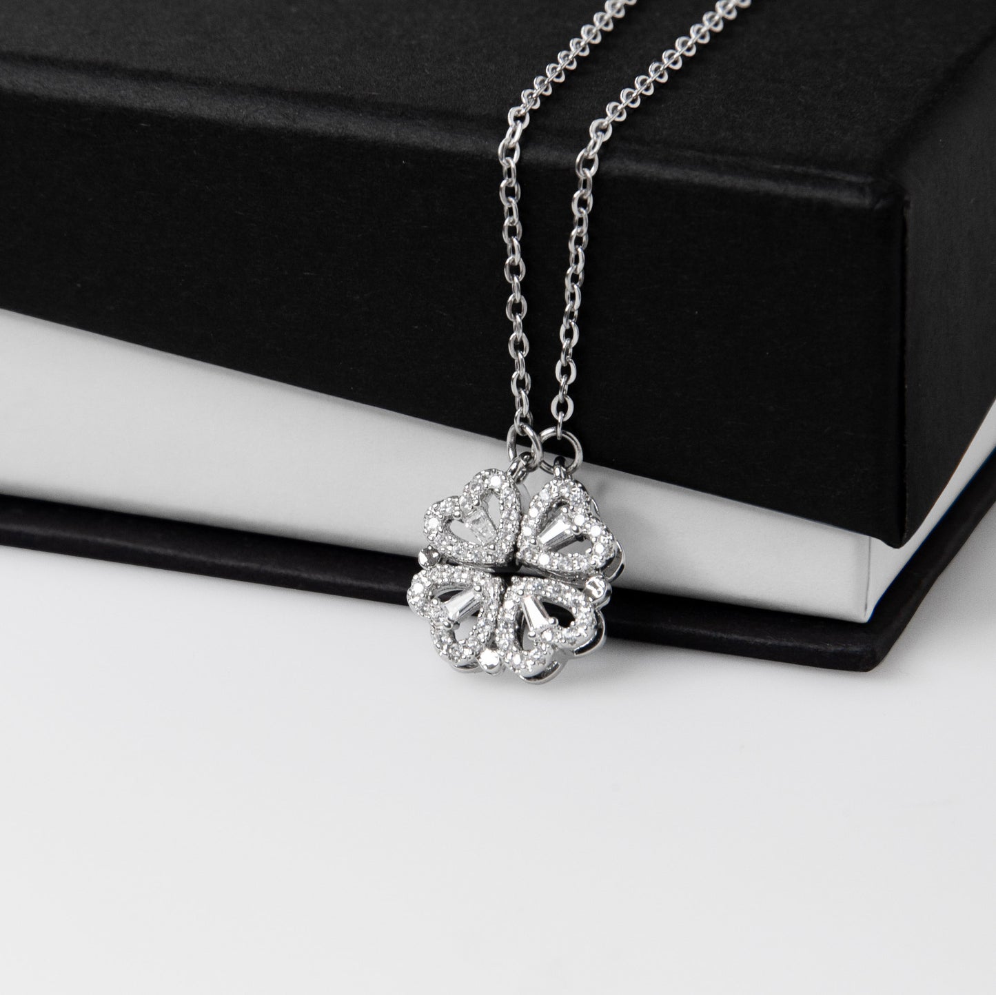 The Lady in your life, Magnetic Hearts Beautiful Sparkling Luck of Love